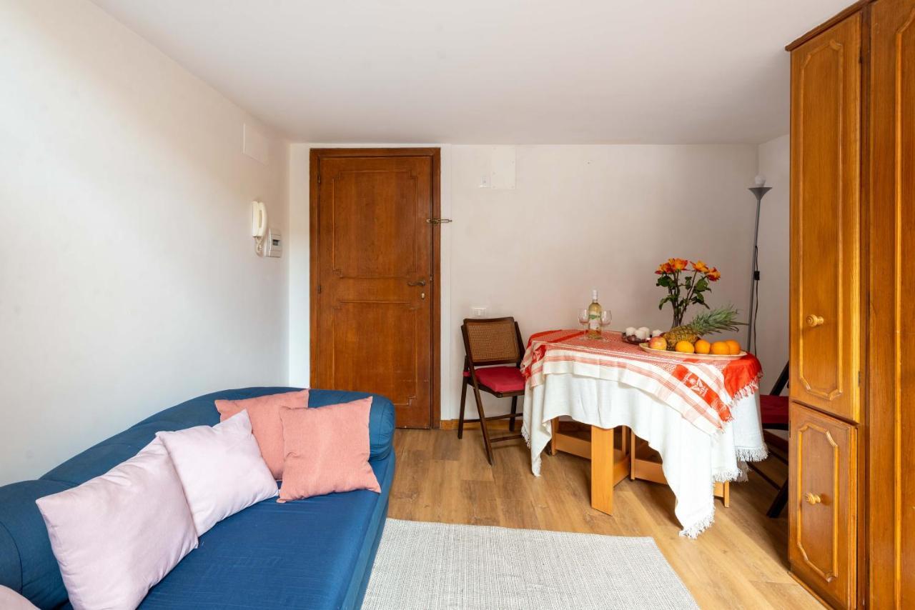 Appartement Rotonda 23 - Pantheon View *